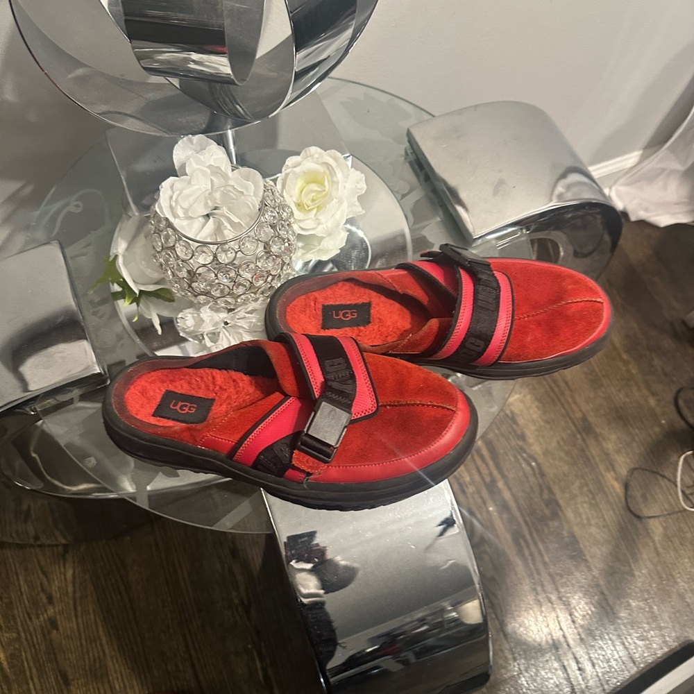 Ugg kick it slide skippers